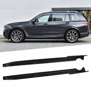 KMH Side Steps for BMW X7 with Side Skirting